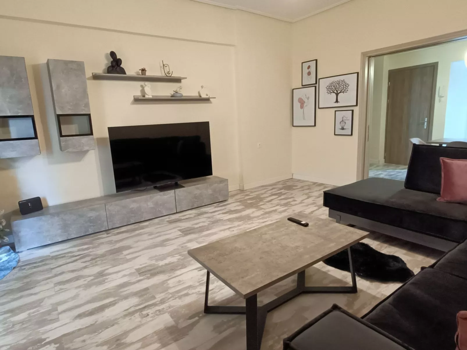 Unknown Accommodation-Binnen