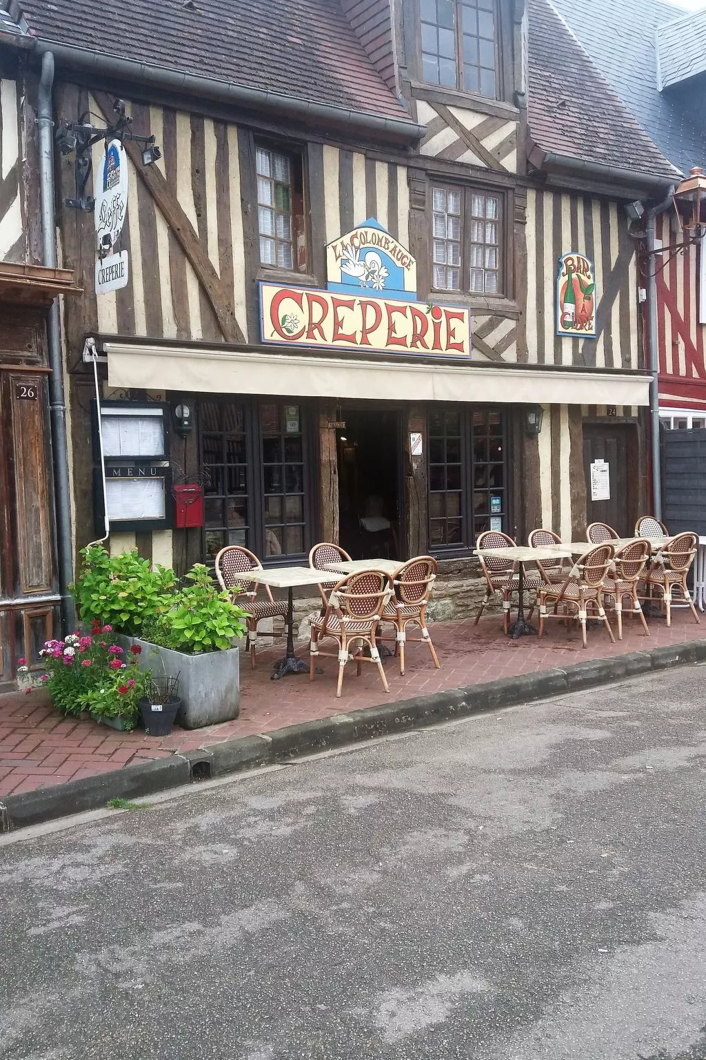 Wohnung "Le Caducée" mit Terrasse-Buiten