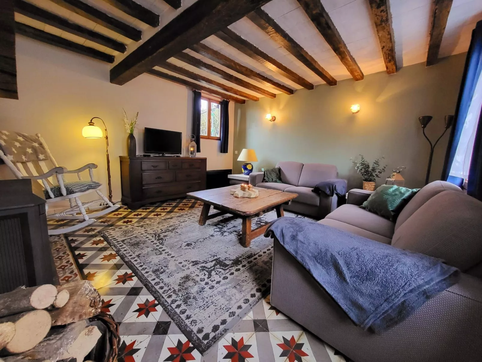 Charmantes Ferienhaus in idyllischem Dorf - Beau Village-Binnen