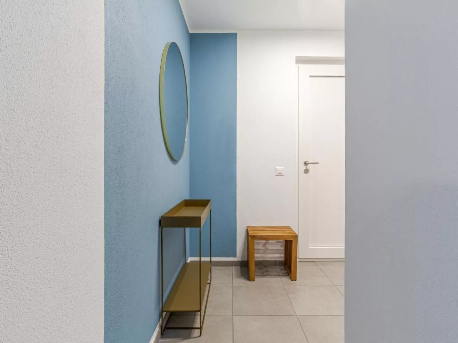 Mit Bergblick-Binnen