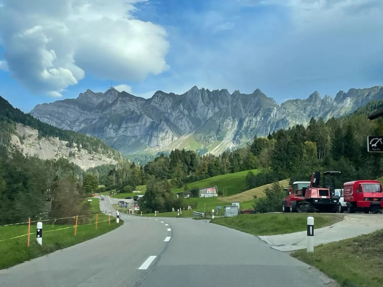 Altes Schulhaus-Buiten