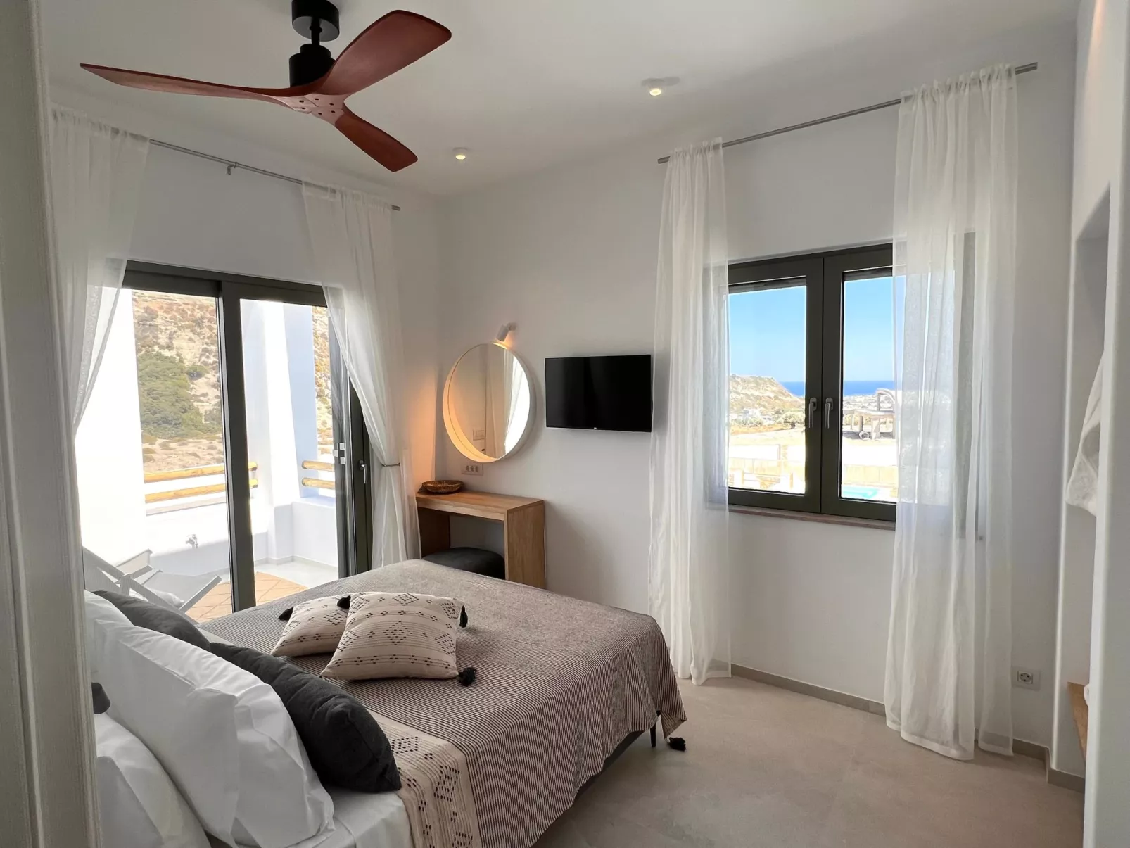 Villa Elaia-Image-tags.info