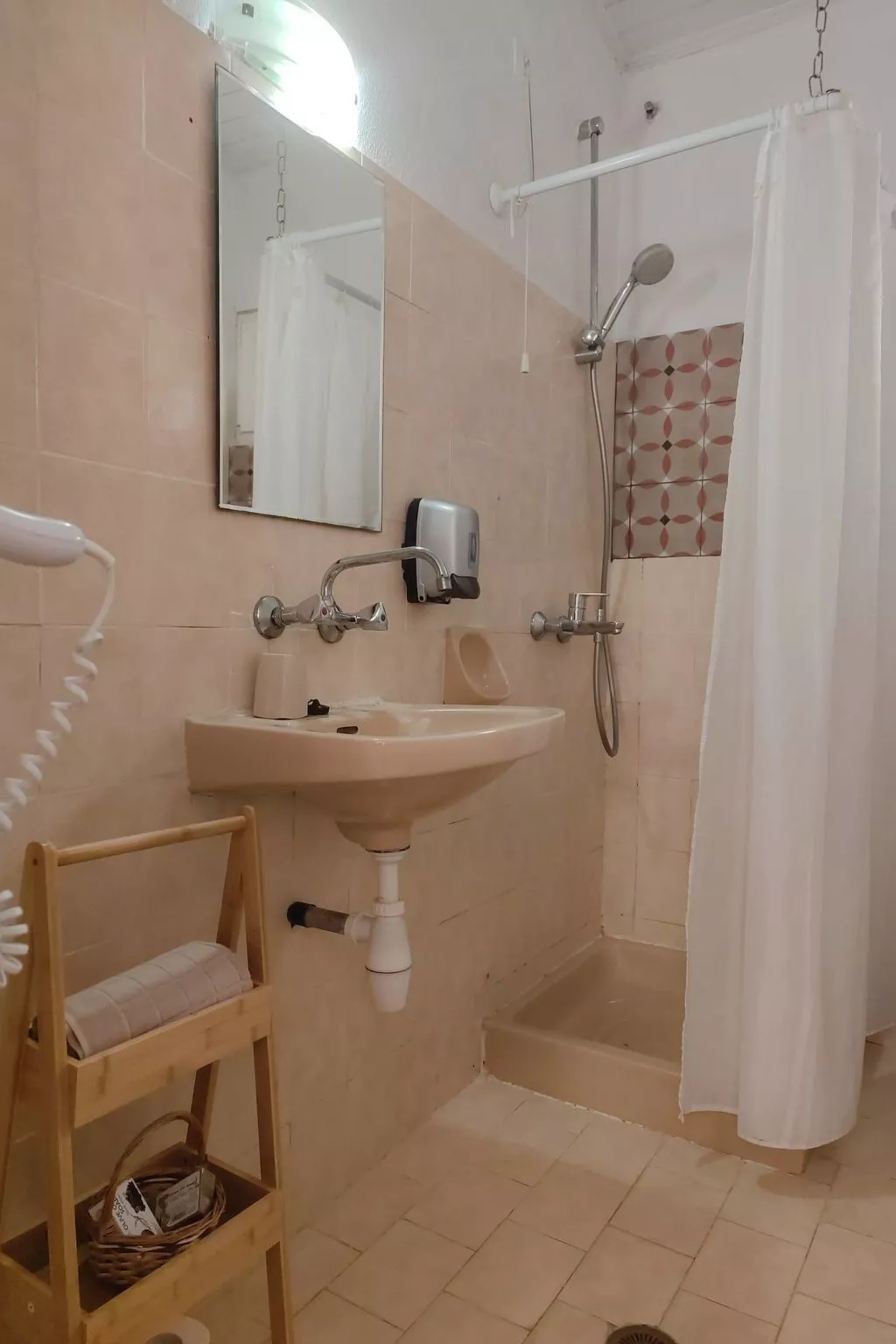 Geräumige Wohnung mit zwei Schlafzimmern in der Nähe des Sandstrandes-Binnen