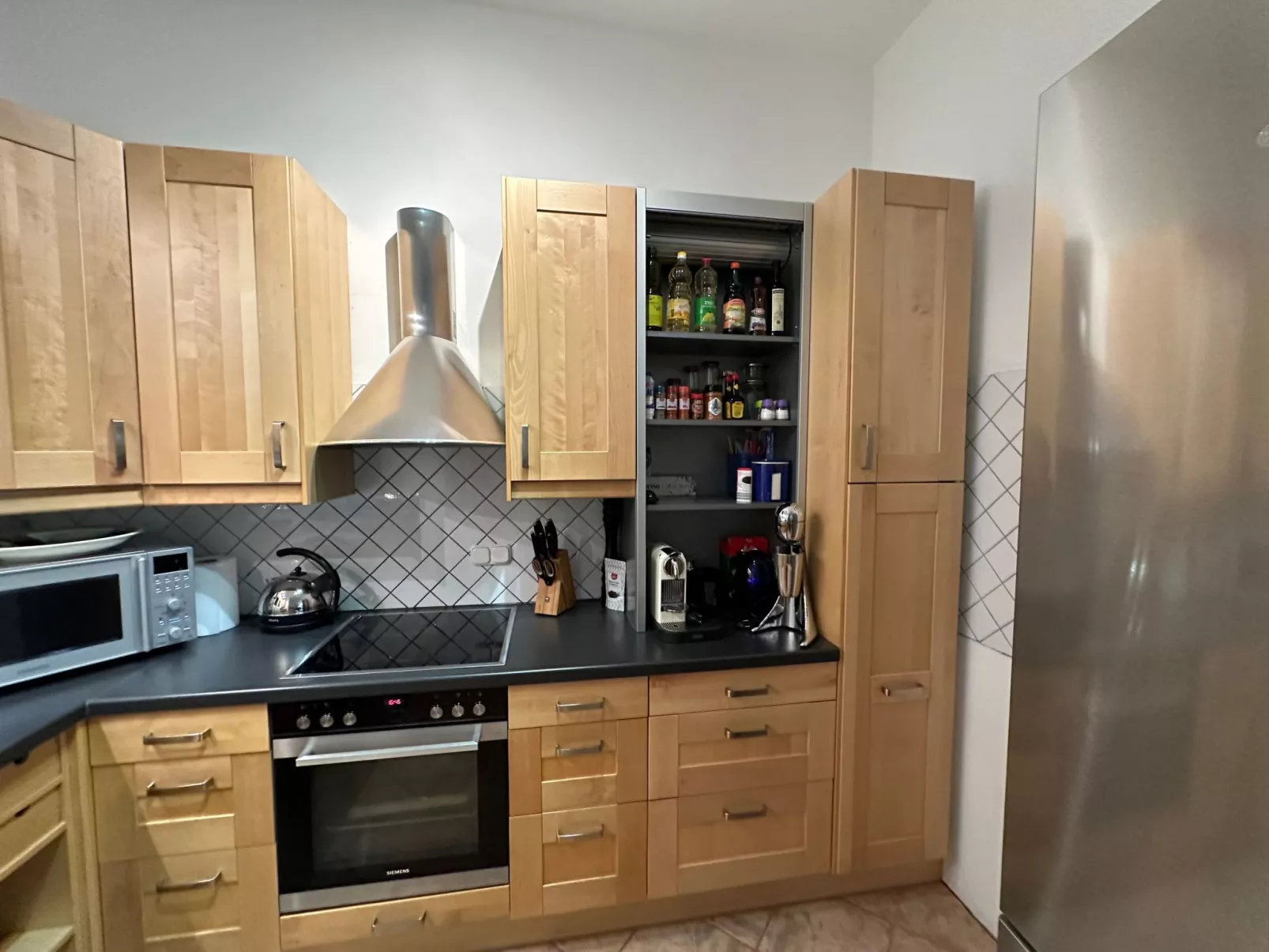 Tanjas Paradise-Binnen