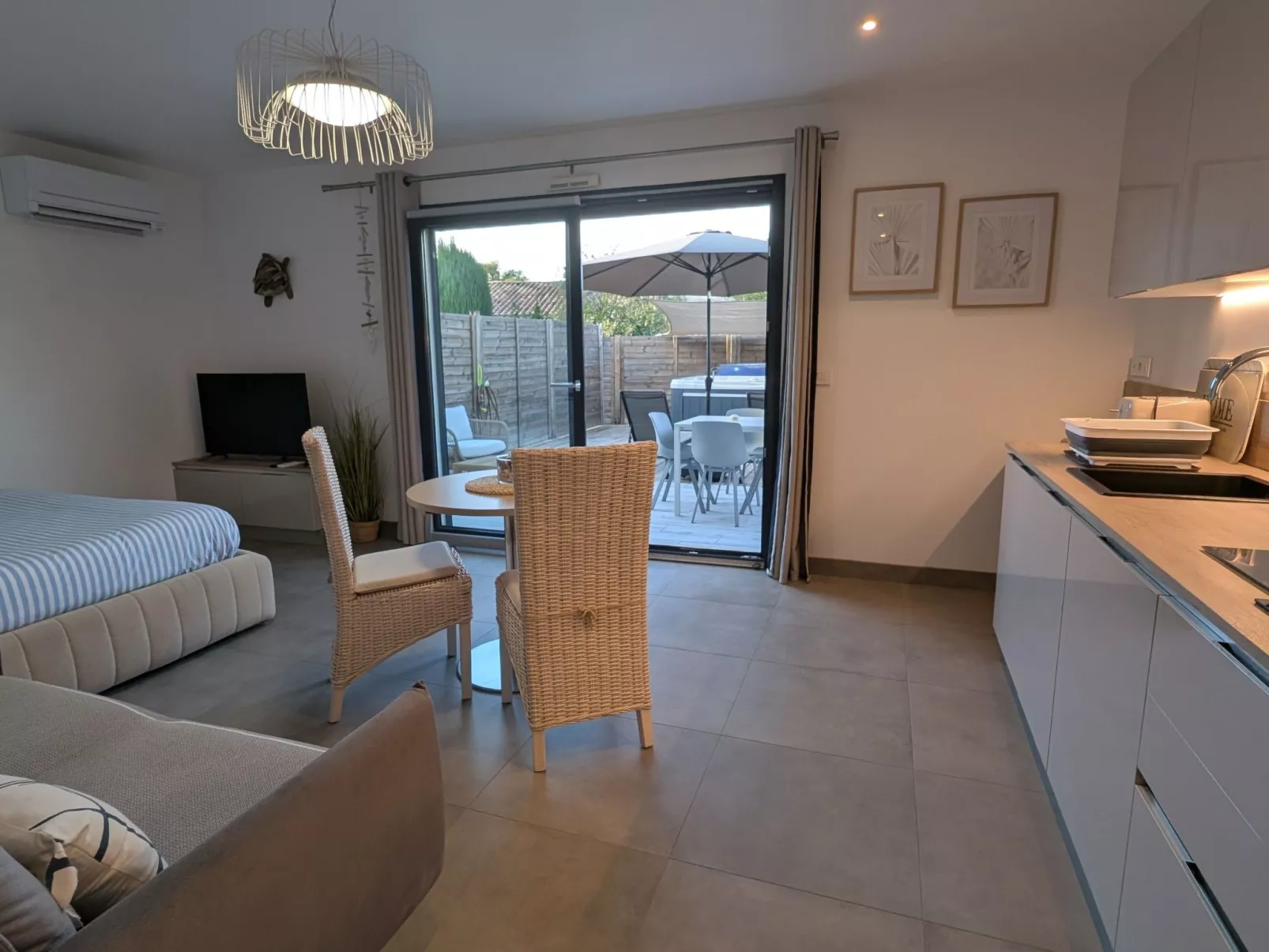 Studiowohnung mit Wallbox-Binnen