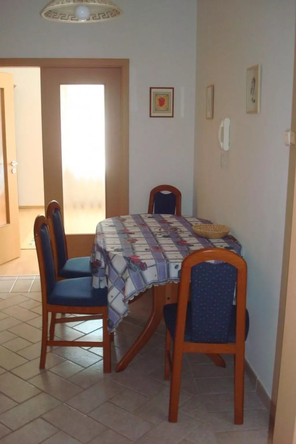 "Júlia" mit eigenem Balkon-Image-tags.info