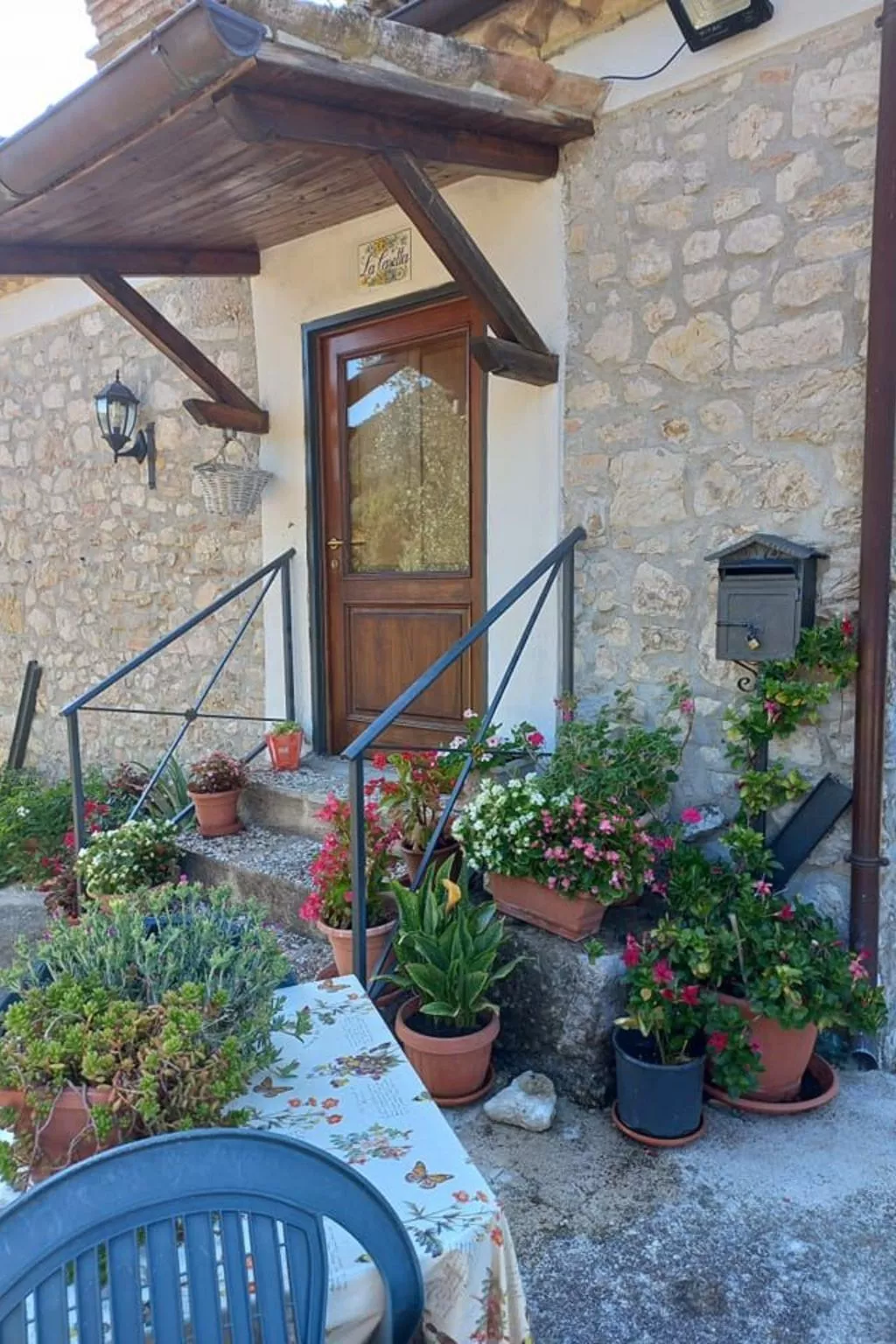 Zwei-Zimmer-Wohnung inmitten der Natur-Image-tags.info