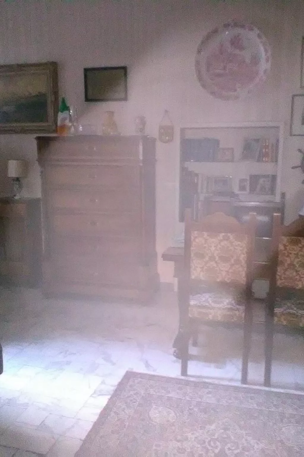 Nahe Rom mit Terrasse und einem Flügel-Binnen