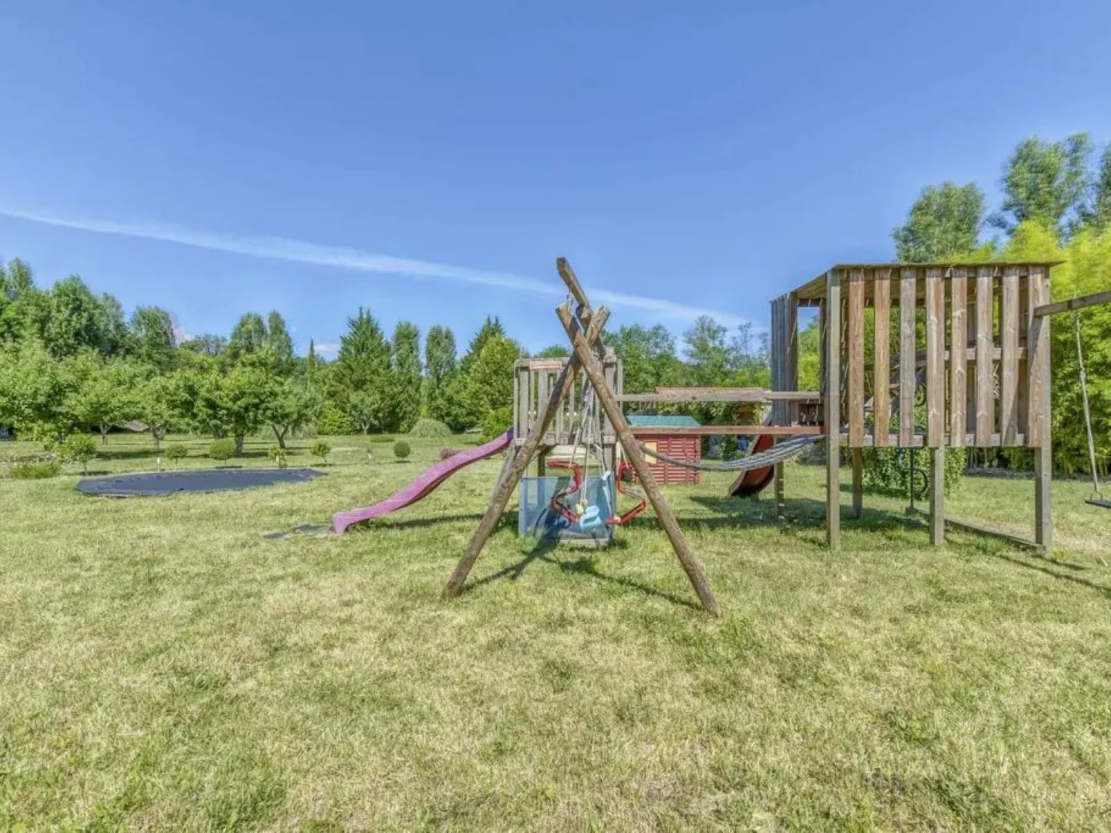 Mit Privatpool in Gagnieres-Buiten