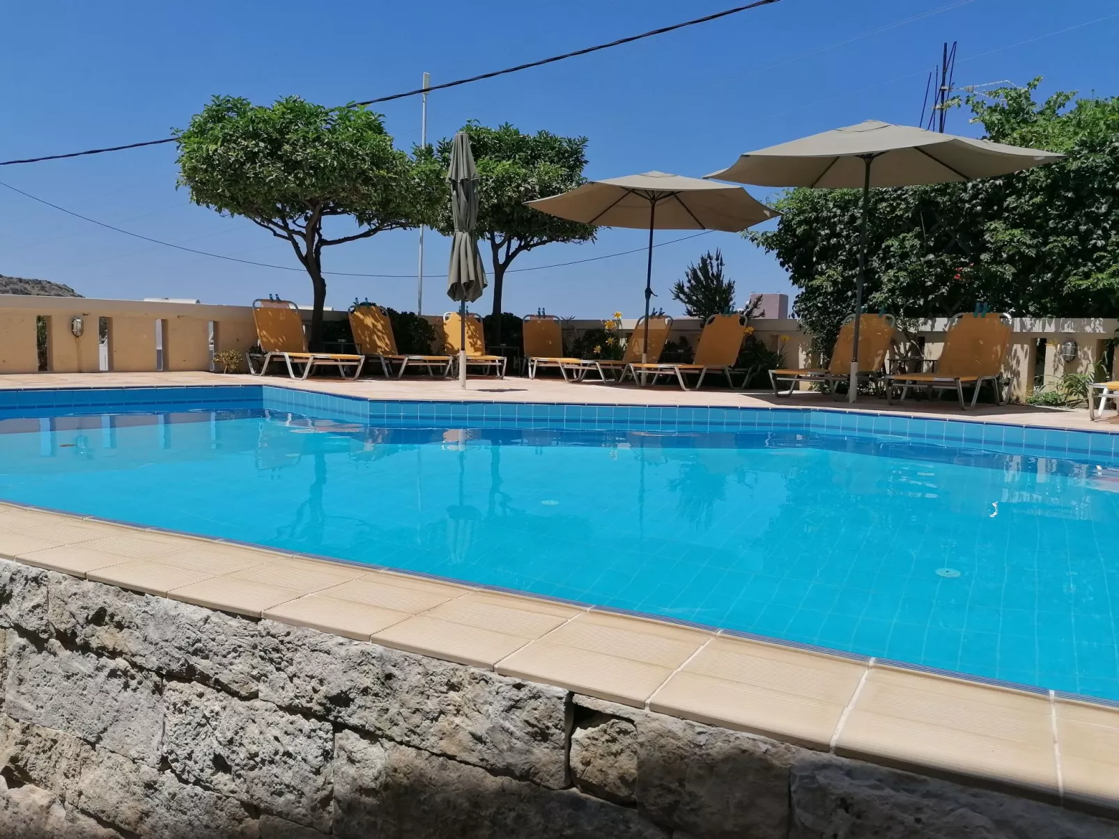 Wohnung "Terrasse am Pool"-Buiten