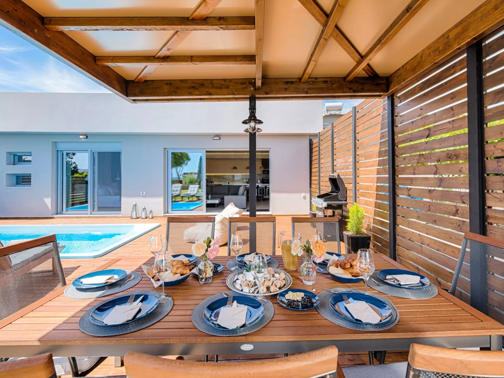 Nastazia Luxury Beach House-Buiten