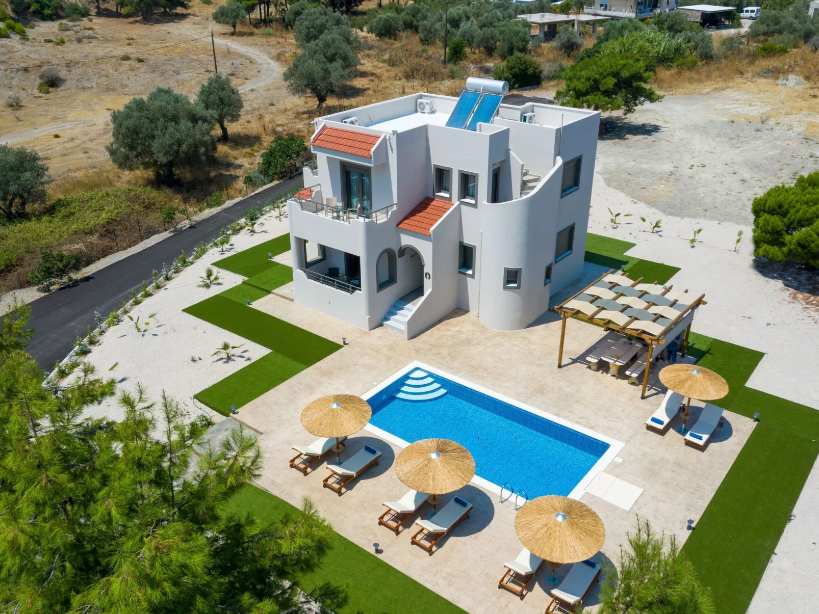 Sun's Reach Villa mit Schwimmbad-Binnen