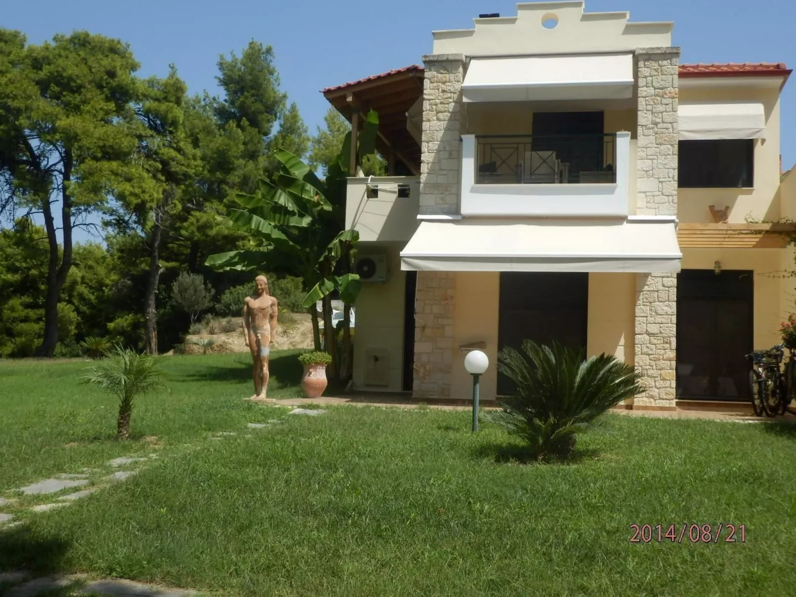 Villa Chris-Image-tags.info