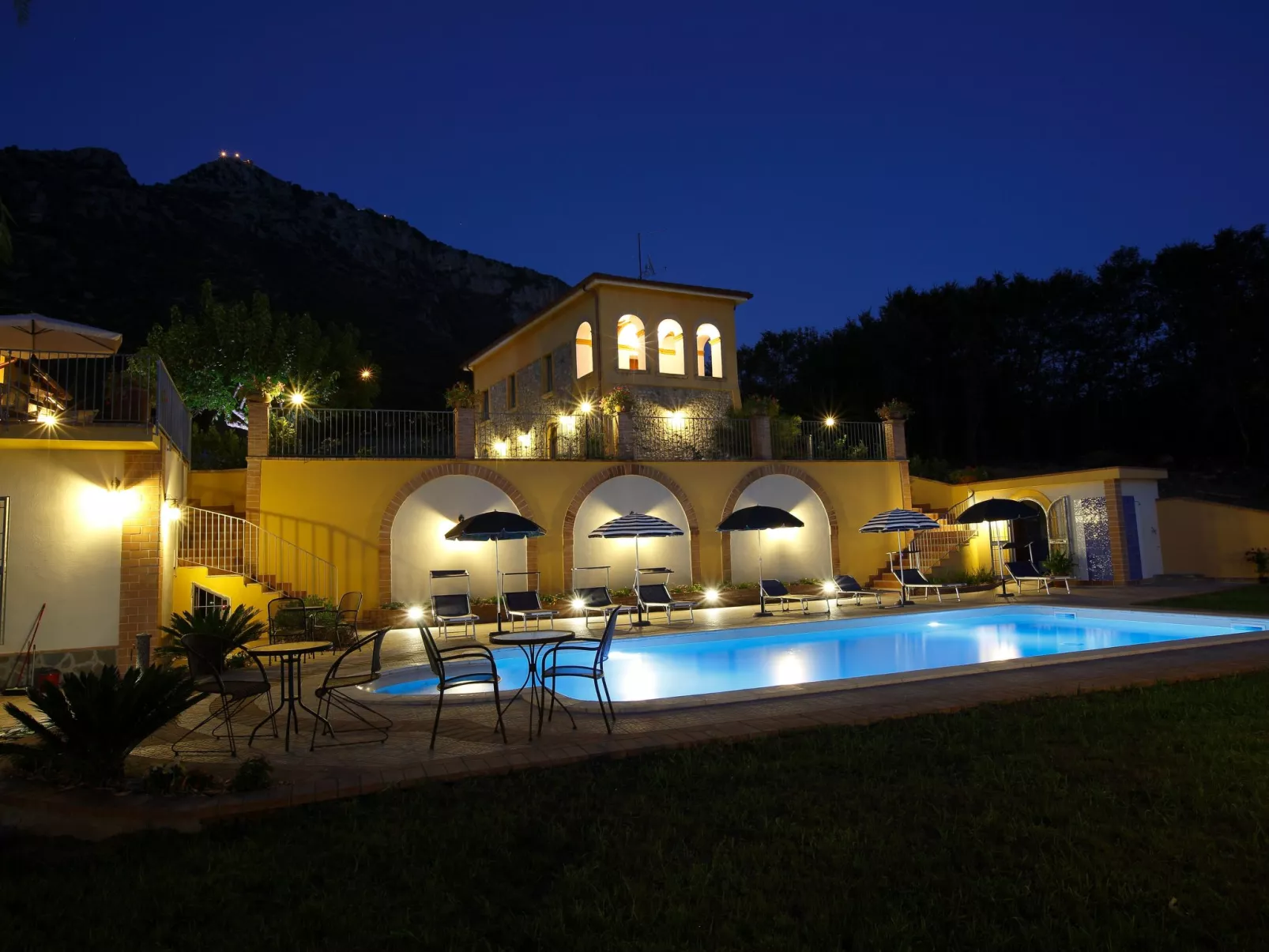 LandHausFelicia - Tulipano-Image-tags.info