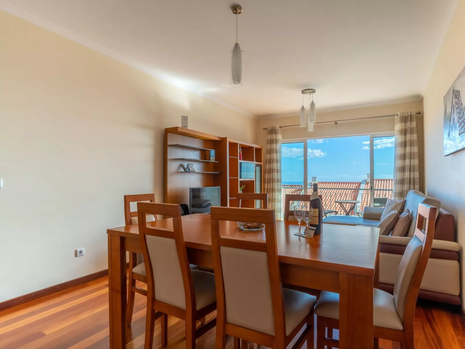 "Garajau View" mit Balkon-Binnen