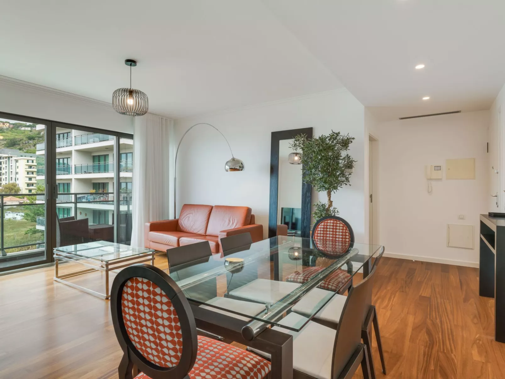 Wohnung "Anjo Wohnung Top Lage"-Image-tags.info