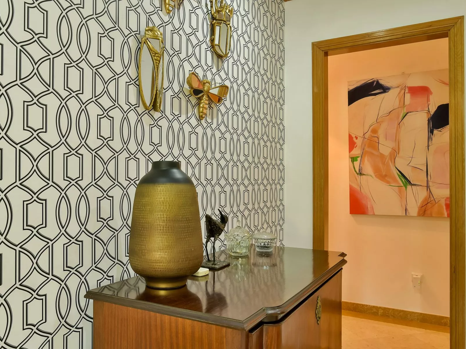 Zentrale Wohnung in Lissabon-Image-tags.info