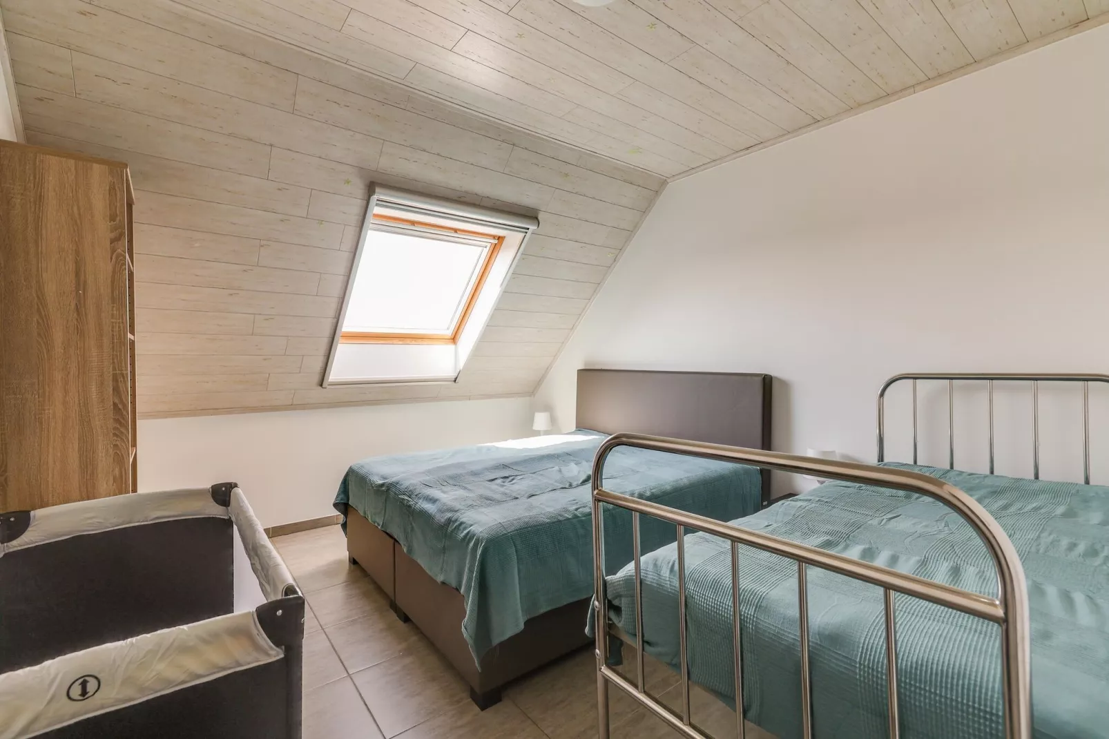 IN DE WOLLEKJES  “slapen bij of tussen de schapen”-Slaapkamer