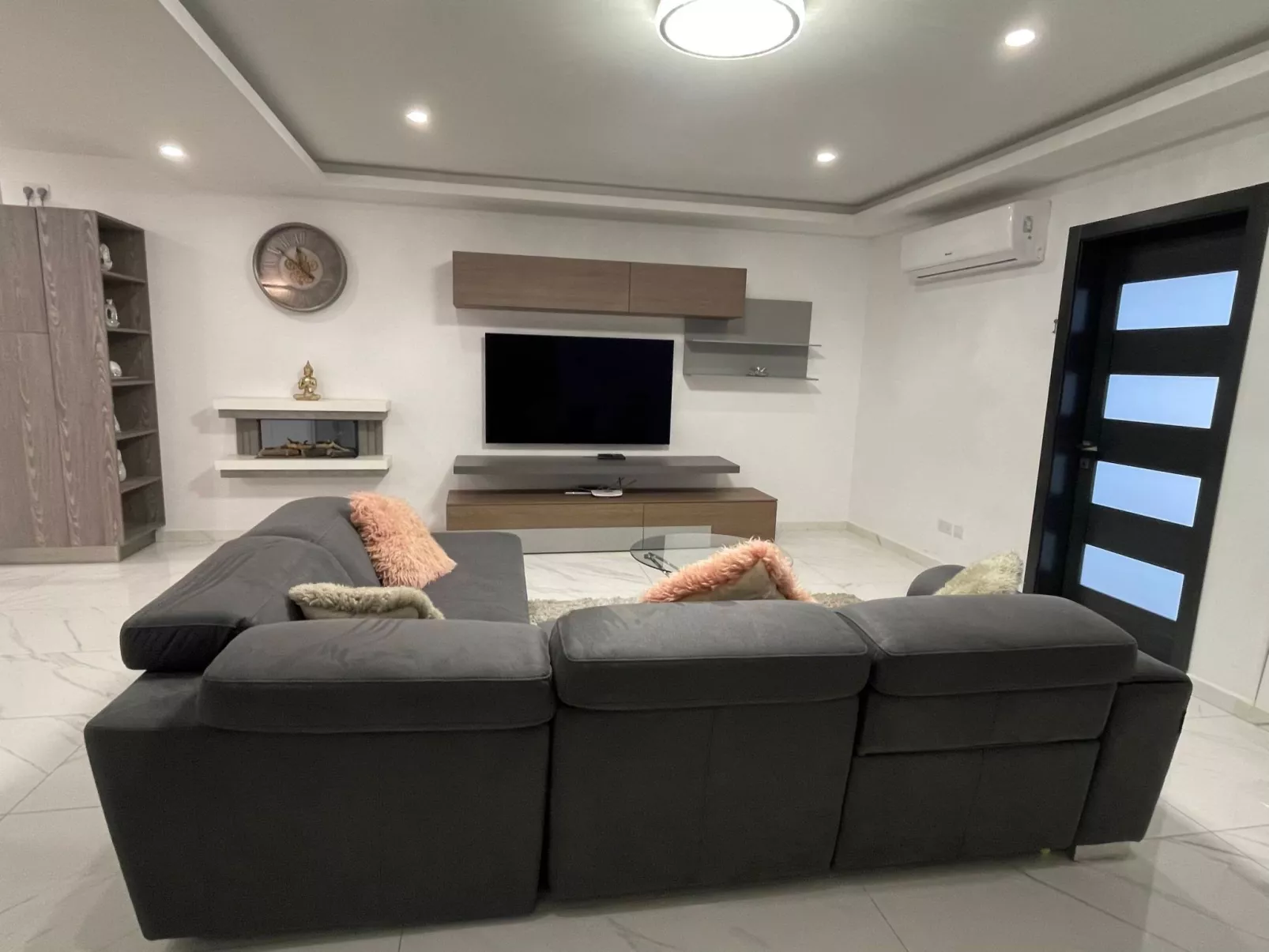 4. Apartment mit 2 Schlafzimmern und Meerblick-Image-tags.info