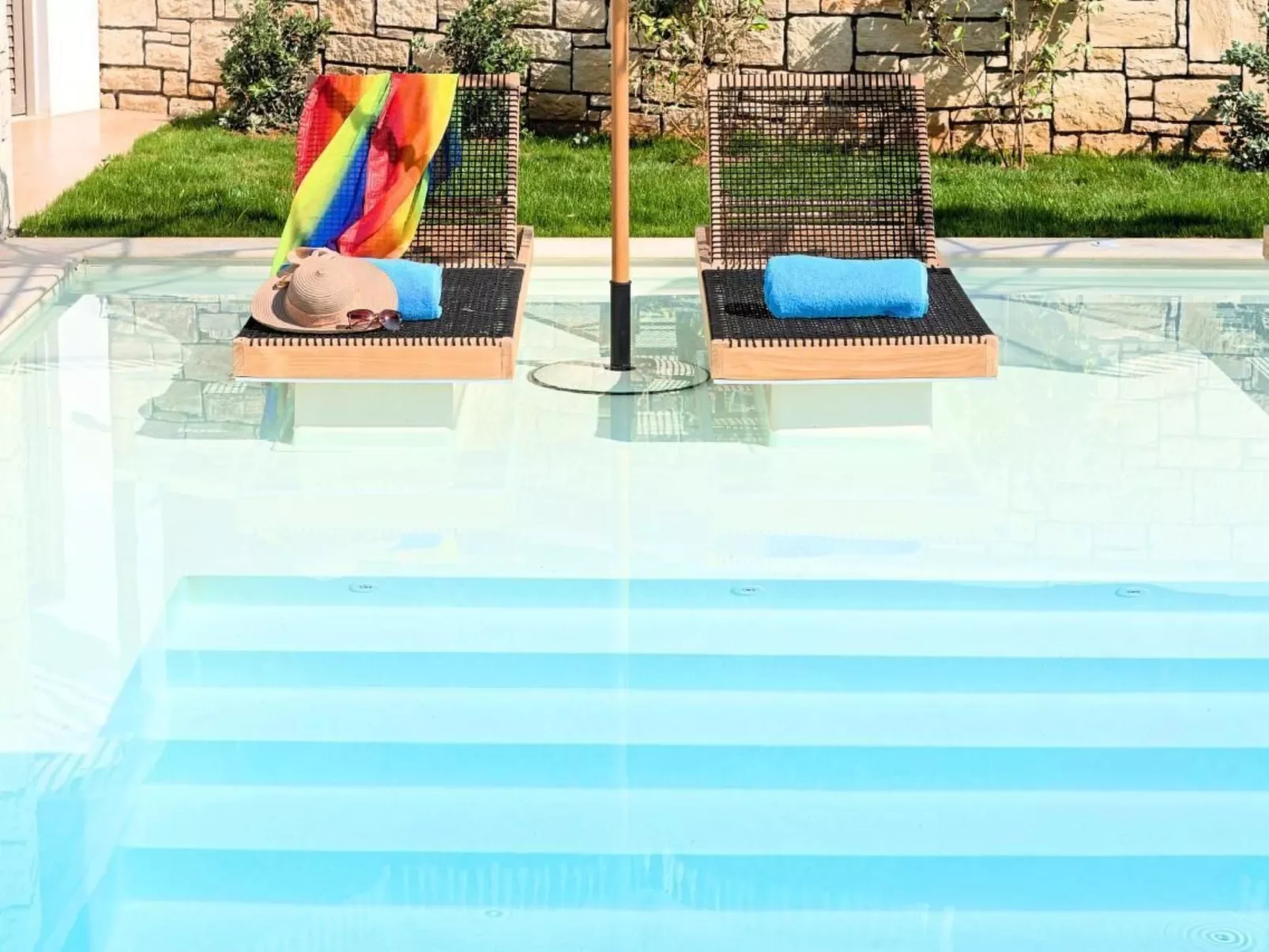 "Blue Lake Villa"-Buiten