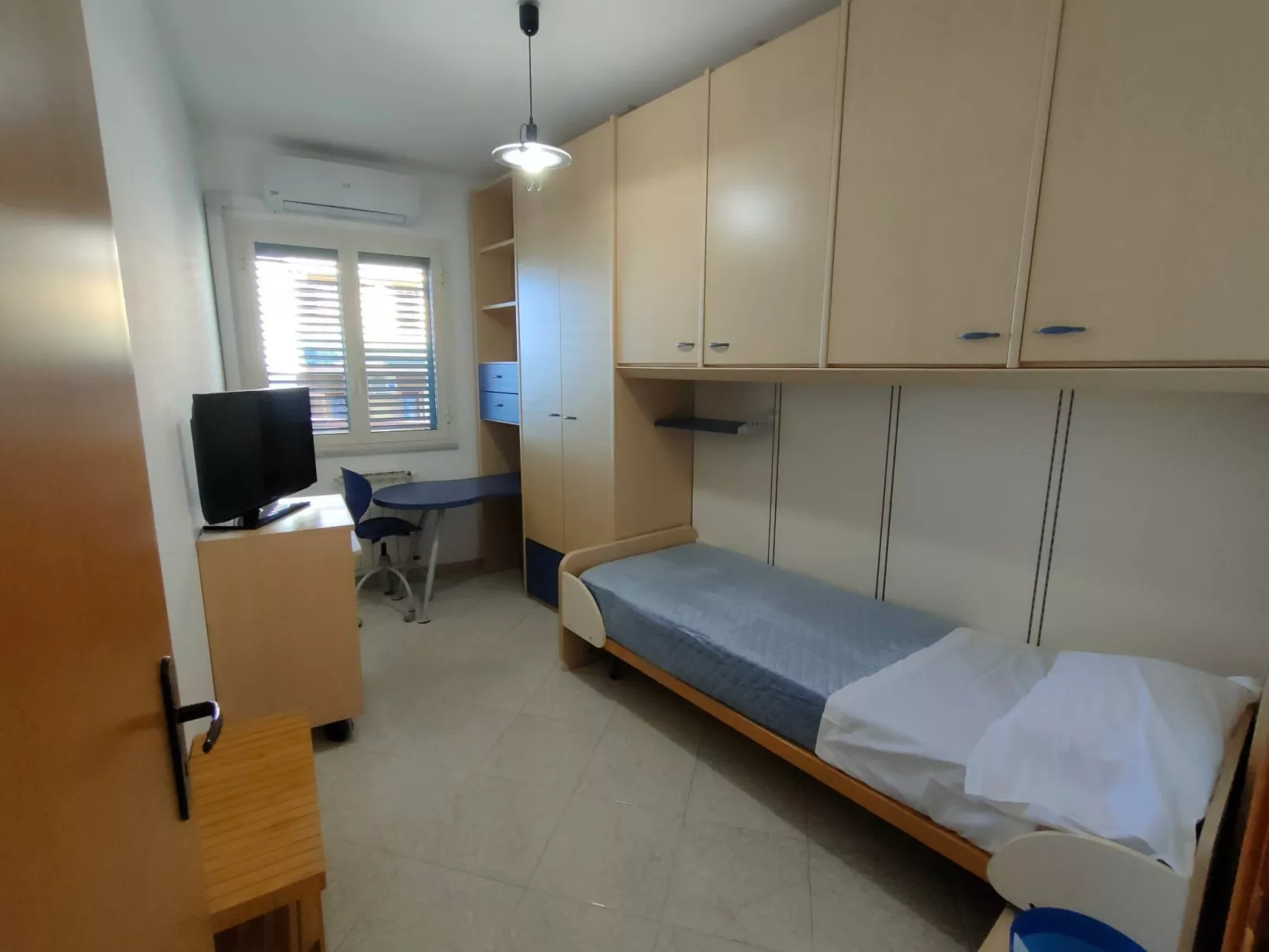 Wohnung für 6 Personen, mit großer Terrasse und Meerblick-Image-tags.info