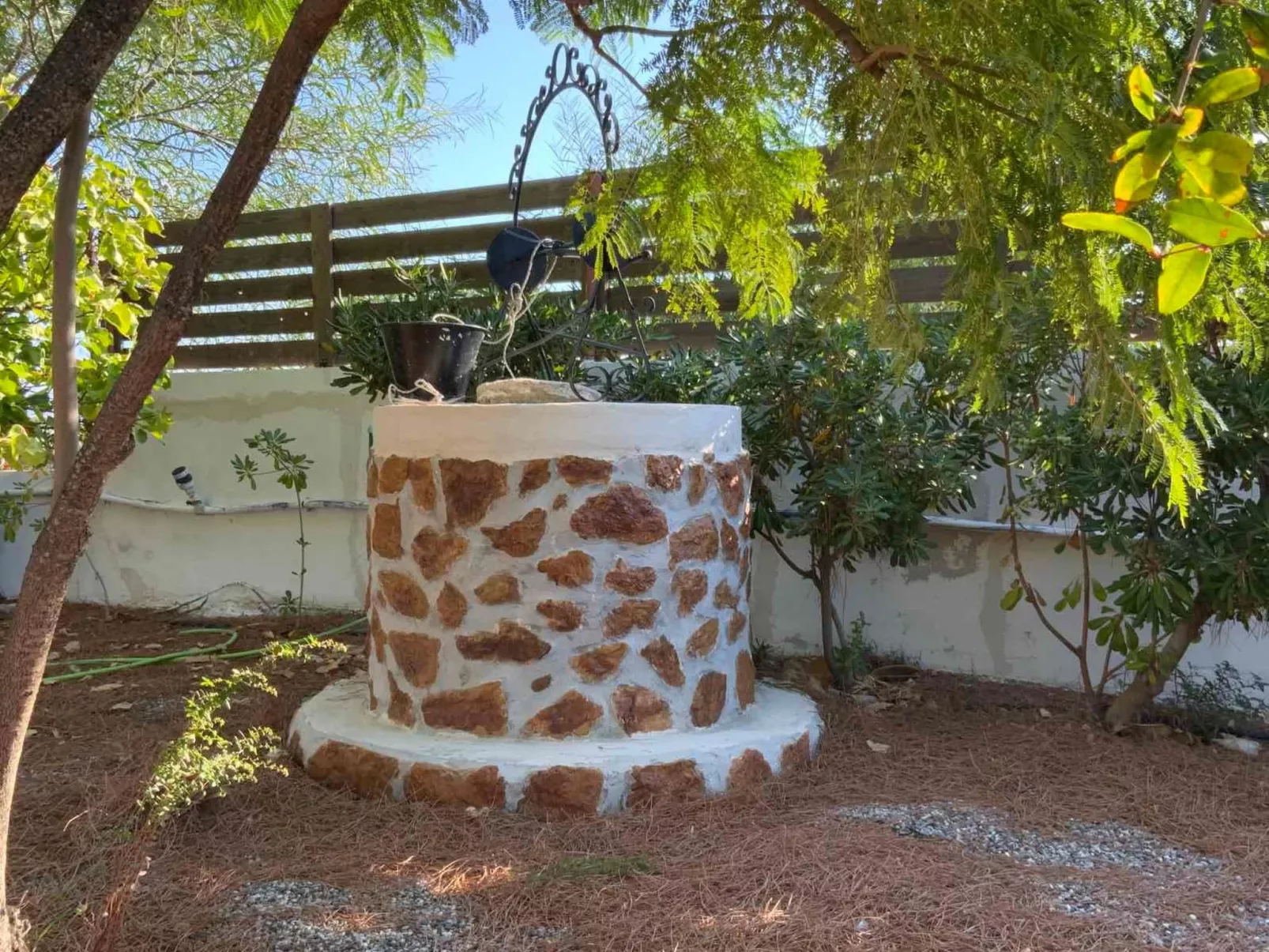 Kleines Paradies Villa A-Buiten