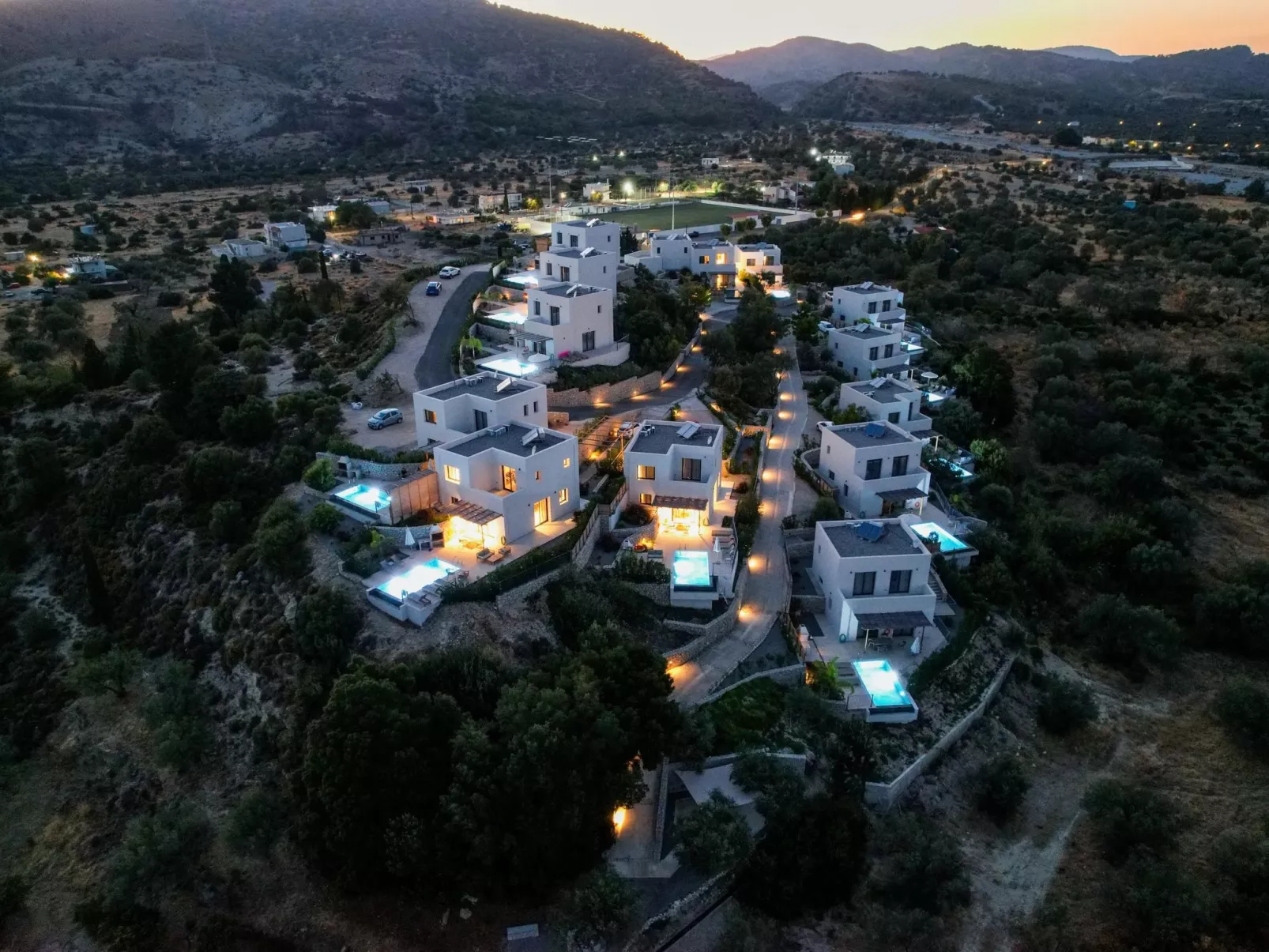 Massari Hills- Mer Armie-Image-tags.info