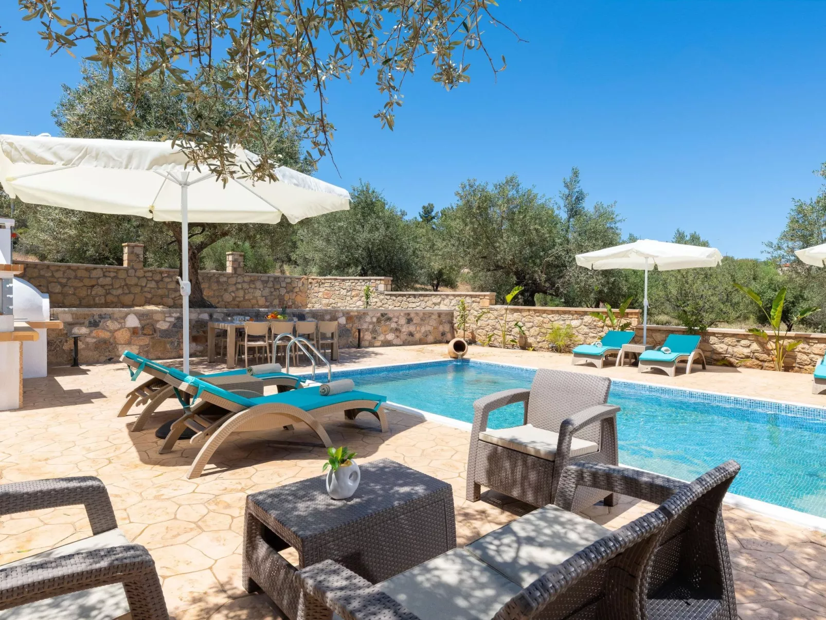 Für 6 Personen ca. 130 m-Buiten