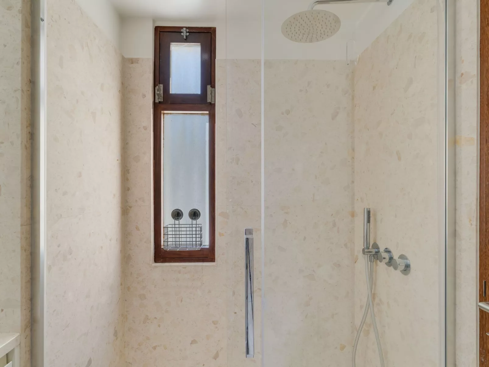 Carlos Wohnung-Binnen