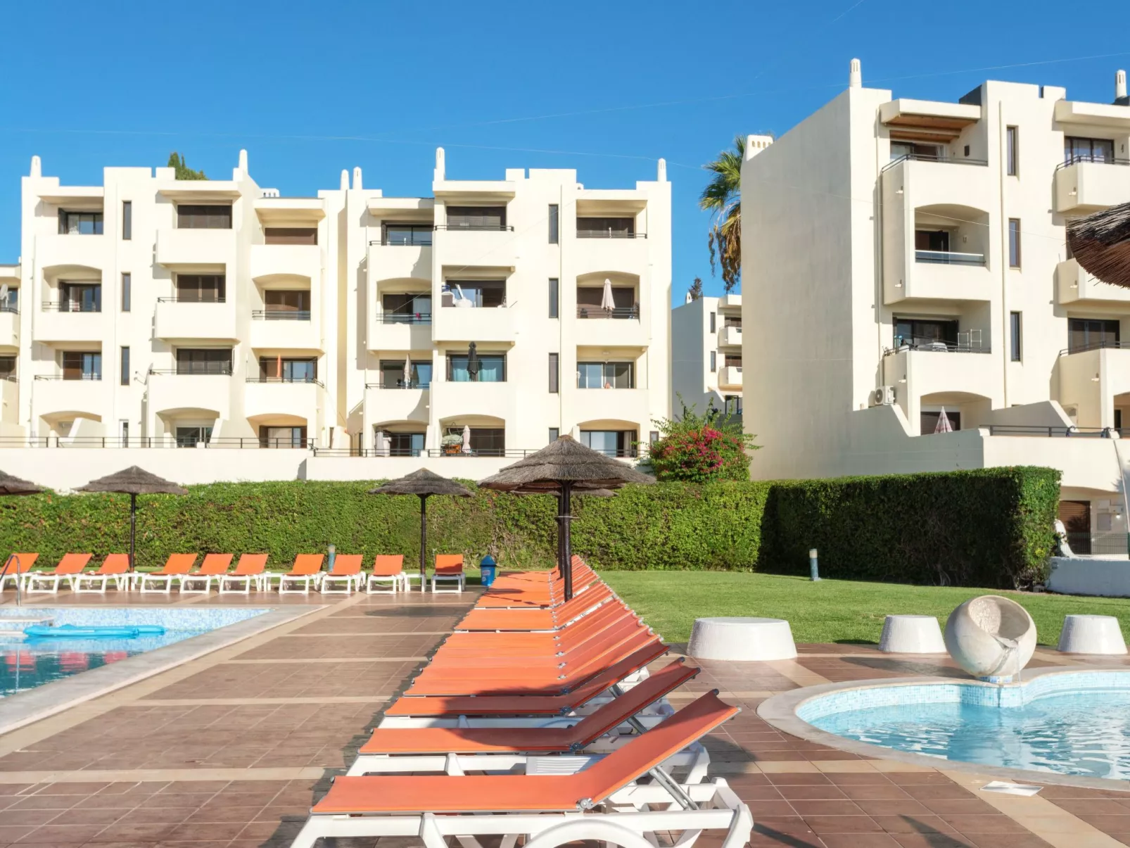 Studio-Apartment "Jardim" mit Gemeinschaftspool-Image-tags.info