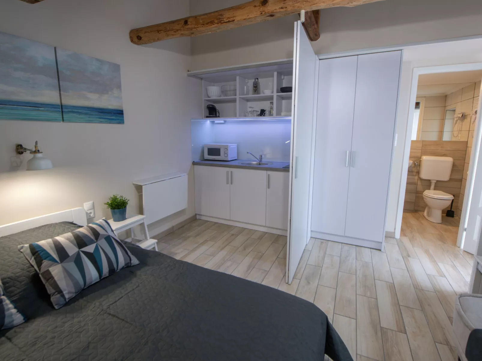 Charmantes Appartement Caesar mit Terrasse-Binnen