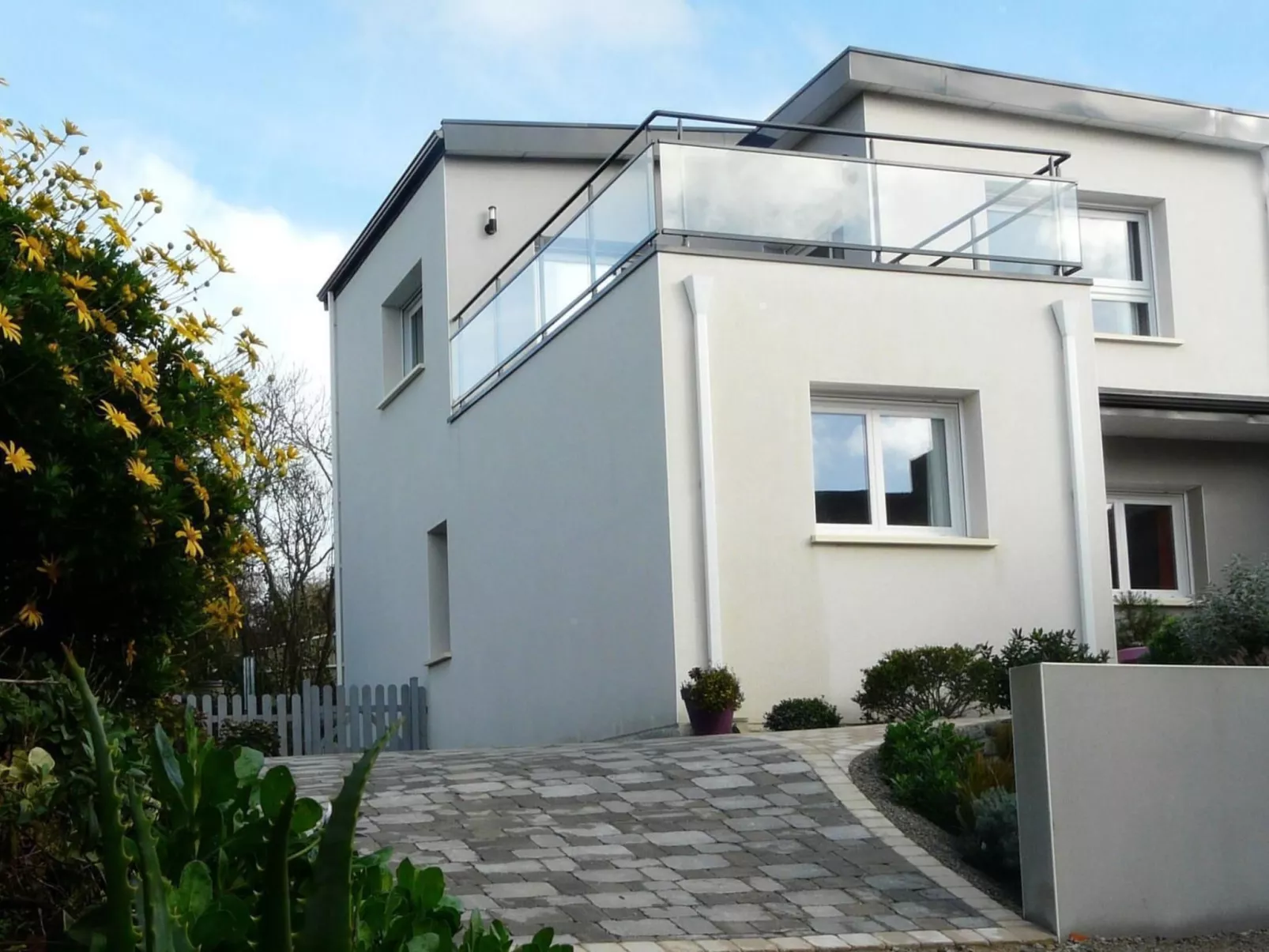 Mit Blick auf das Wasser-Buiten