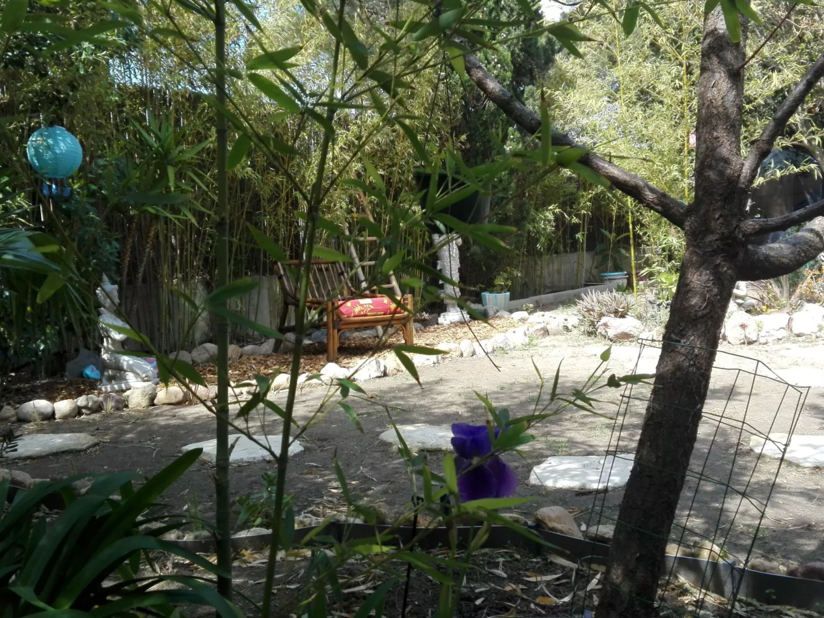 In Méditerranée mit Grill, Garten und Terrasse-Buiten