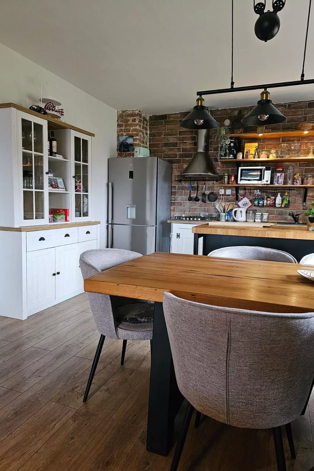 Mit Blick auf das Wasser-Binnen