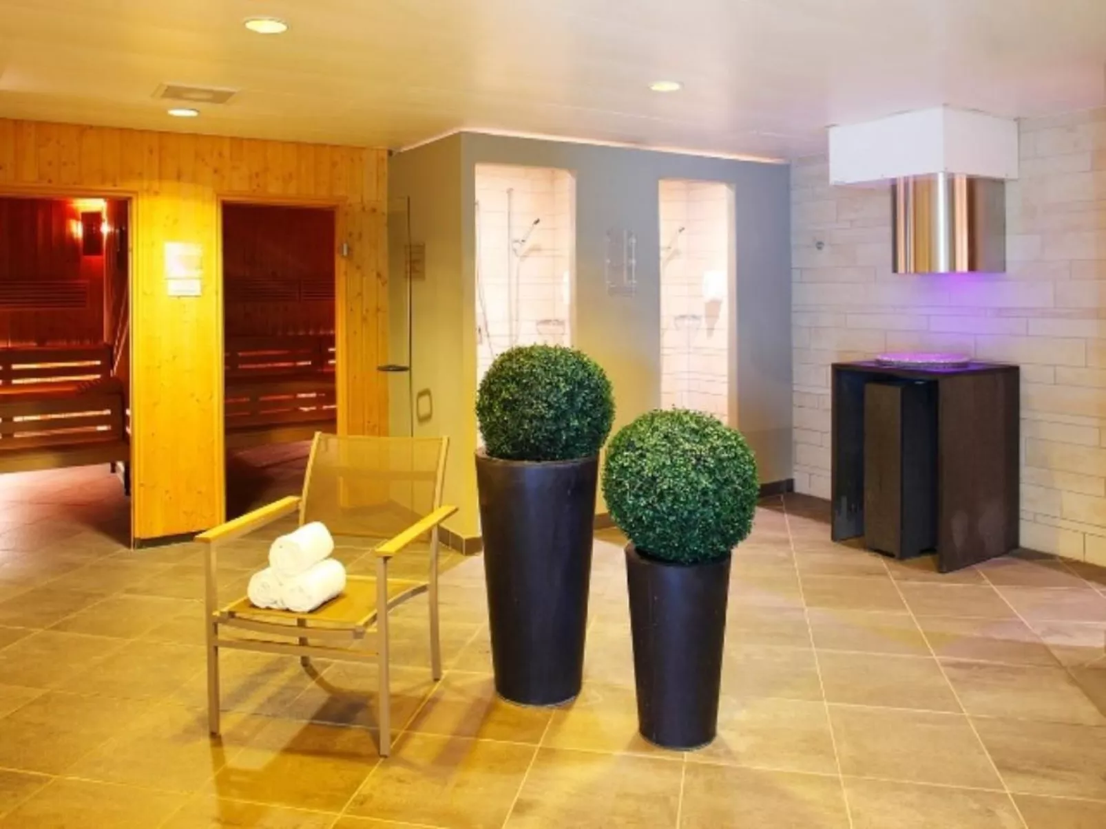 Golf Ranch, 1er Stock-Binnen