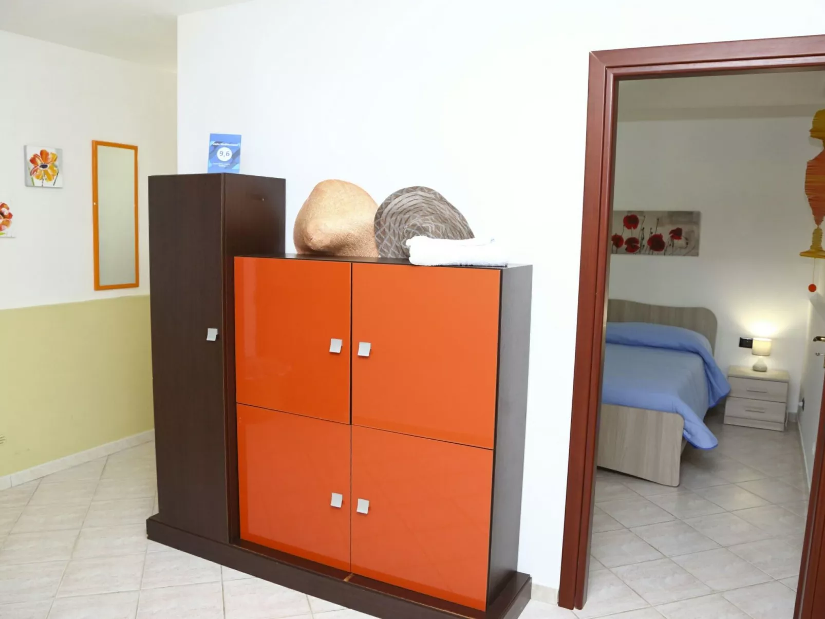 Helle mediterrane Villa mit Veranda und Garten-Binnen