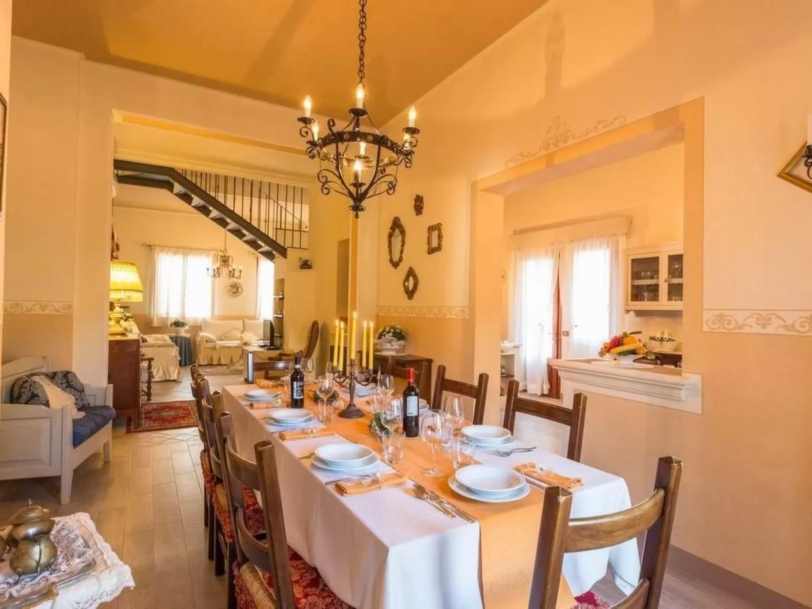 Villa Sassolina-Binnen