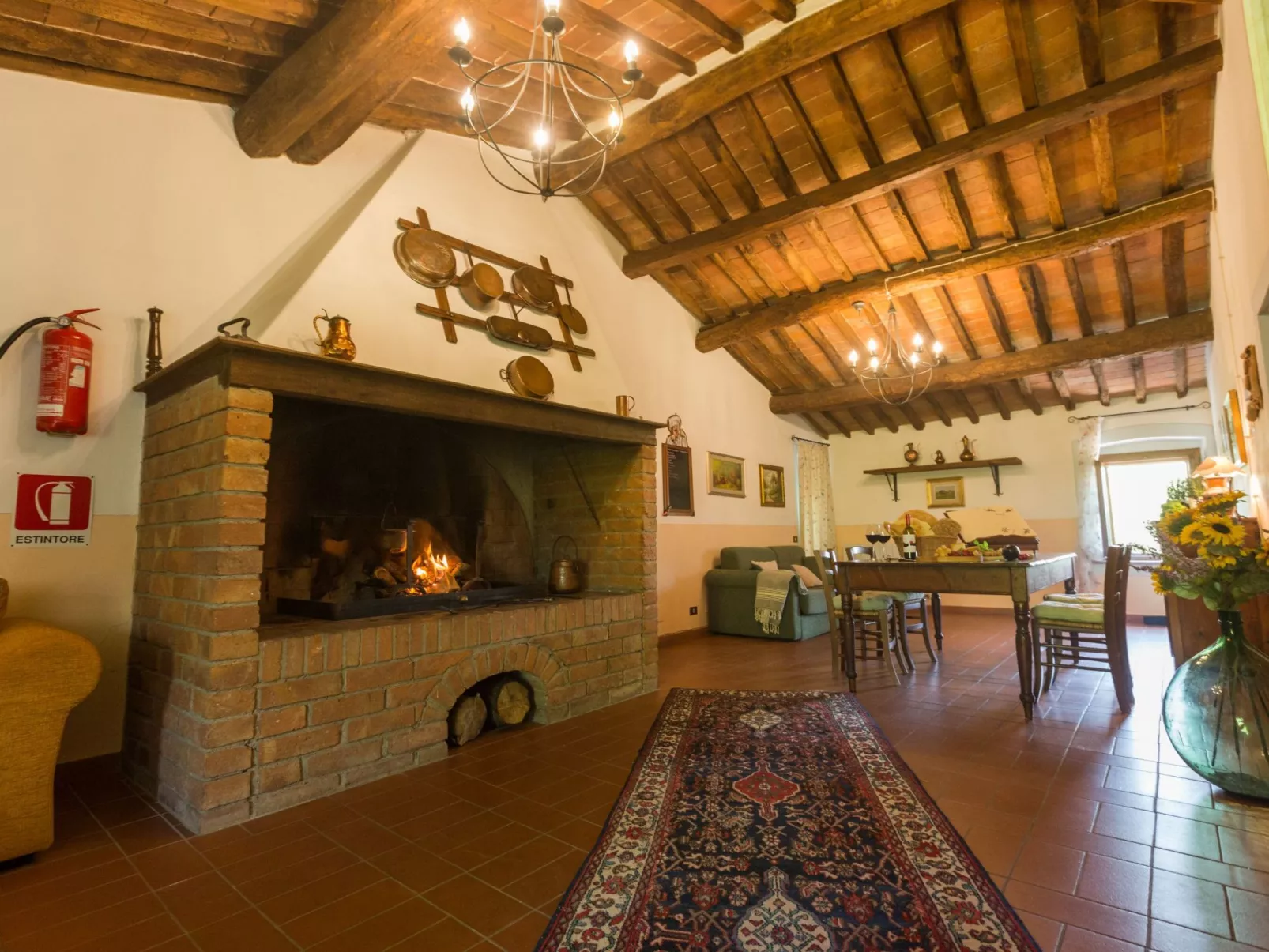 Viola Canale' Wohnung mit Schwimmbad-Binnen