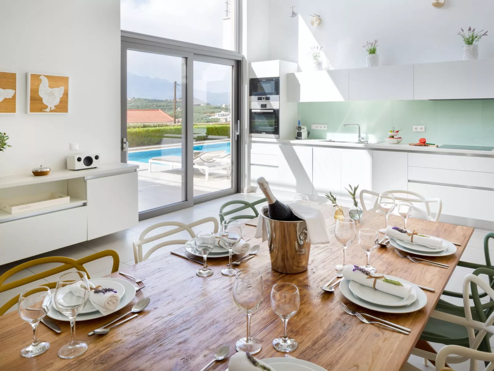 Luxusvilla in Almyrida mit wunderschönem Blick-Binnen