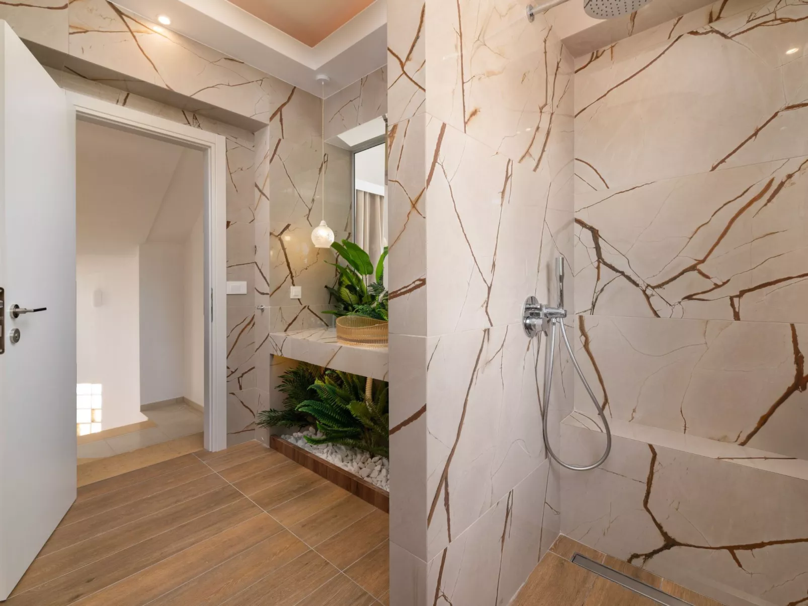 Ferienvilla 'Summer Wind Mansion-Binnen