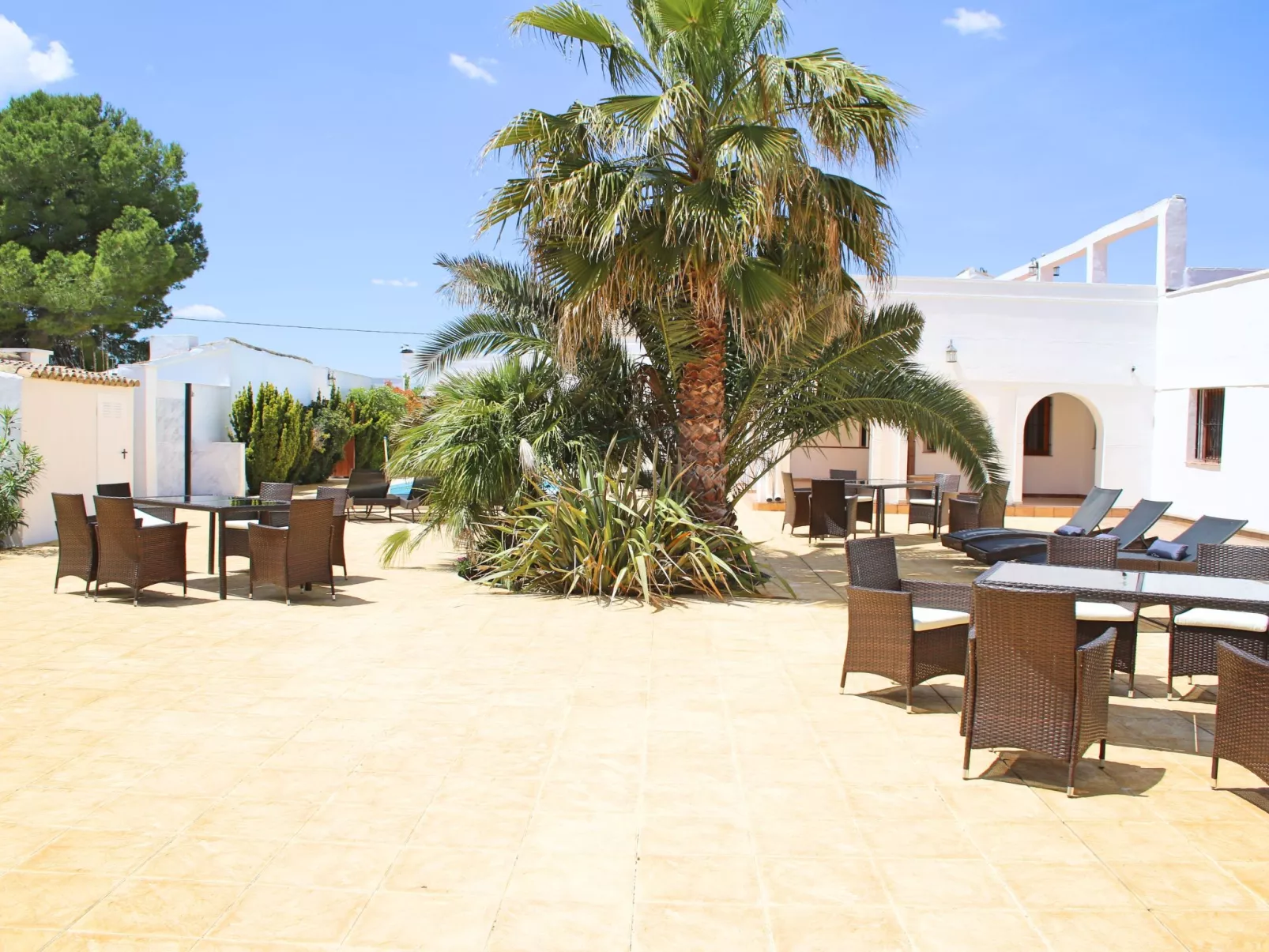 Schönes Haus in Villena mit fabelhaftem Pool-Image-tags.info