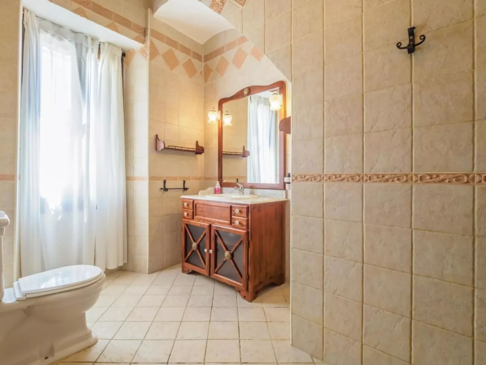 Masia Can Trabal für 24 Gäste mit privatem Pool in der Nähe von Sitges-Image-tags.info