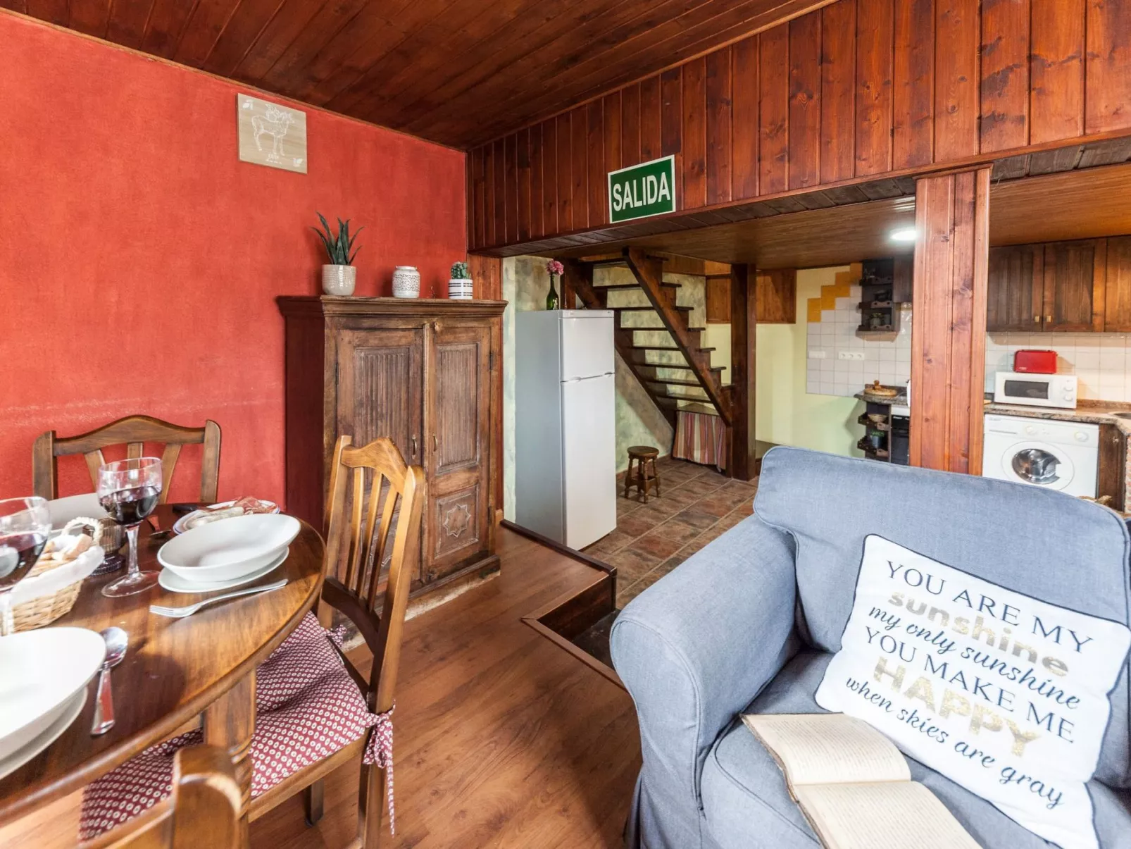 Montegrande, Berghaus in idyllischer Lage-Image-tags.info