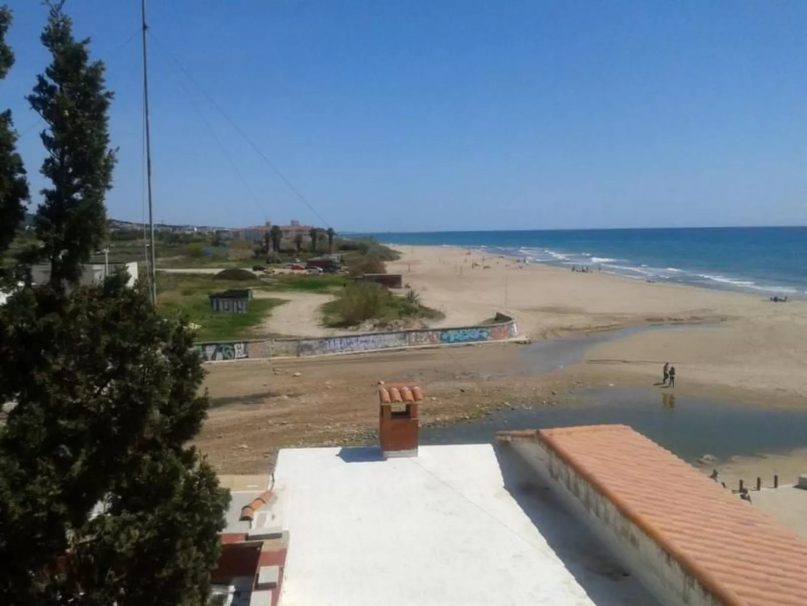 Direkt am Meer von Coma-ruga-Buiten