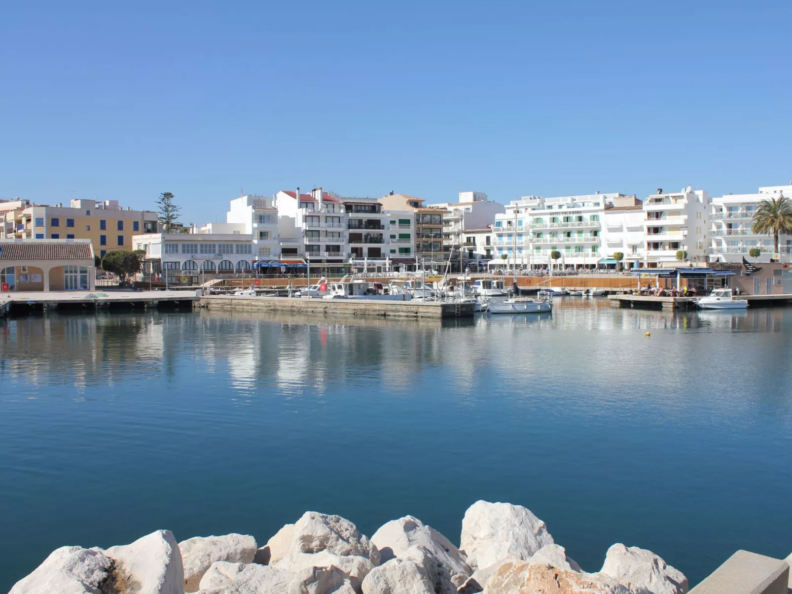 Schöne Villa in Cala Millor, Cala Bona-Buiten