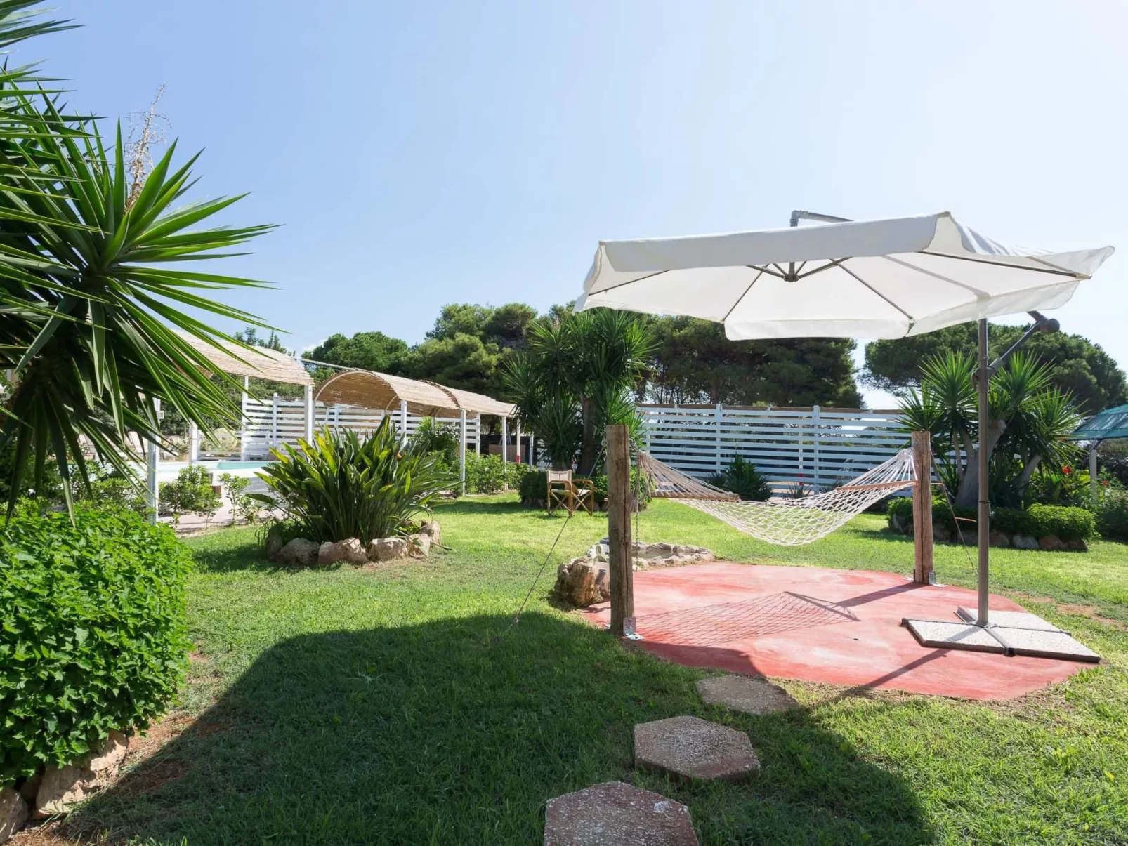 Angenehmes Haus mit privatem Pool-Binnen