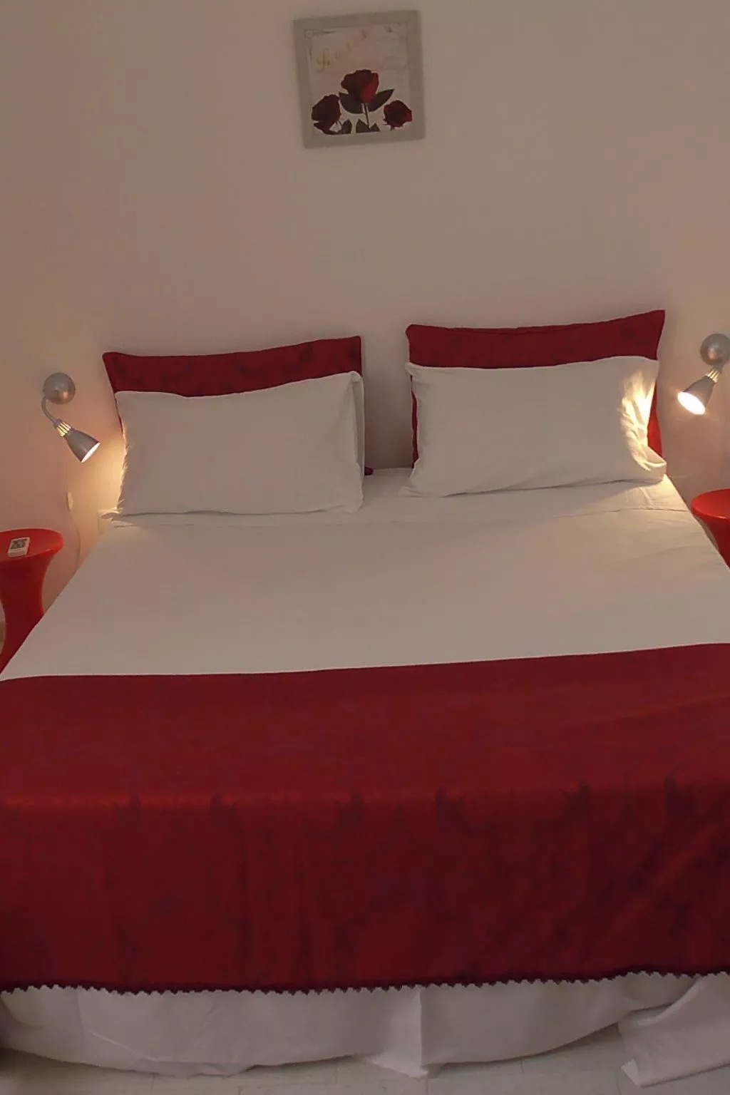 Kleine Villa mit geschlossenem Garten in Parabita-Image-tags.info