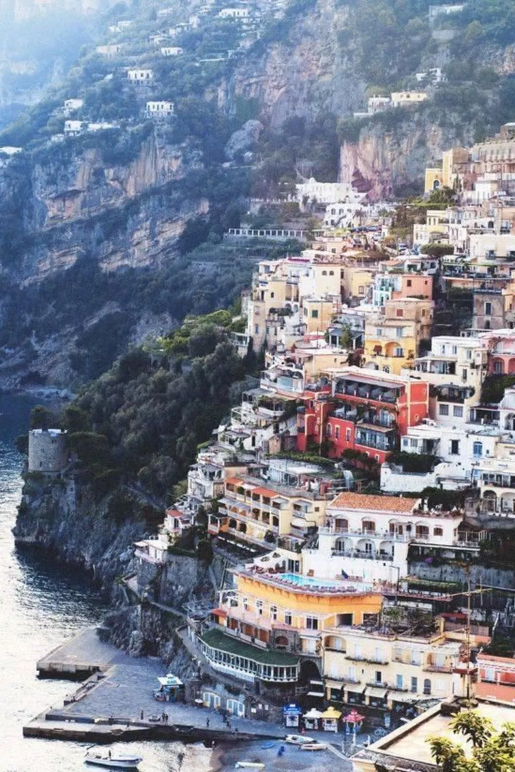 Haus in Cava De' Tirreni und Bergblick-Buiten