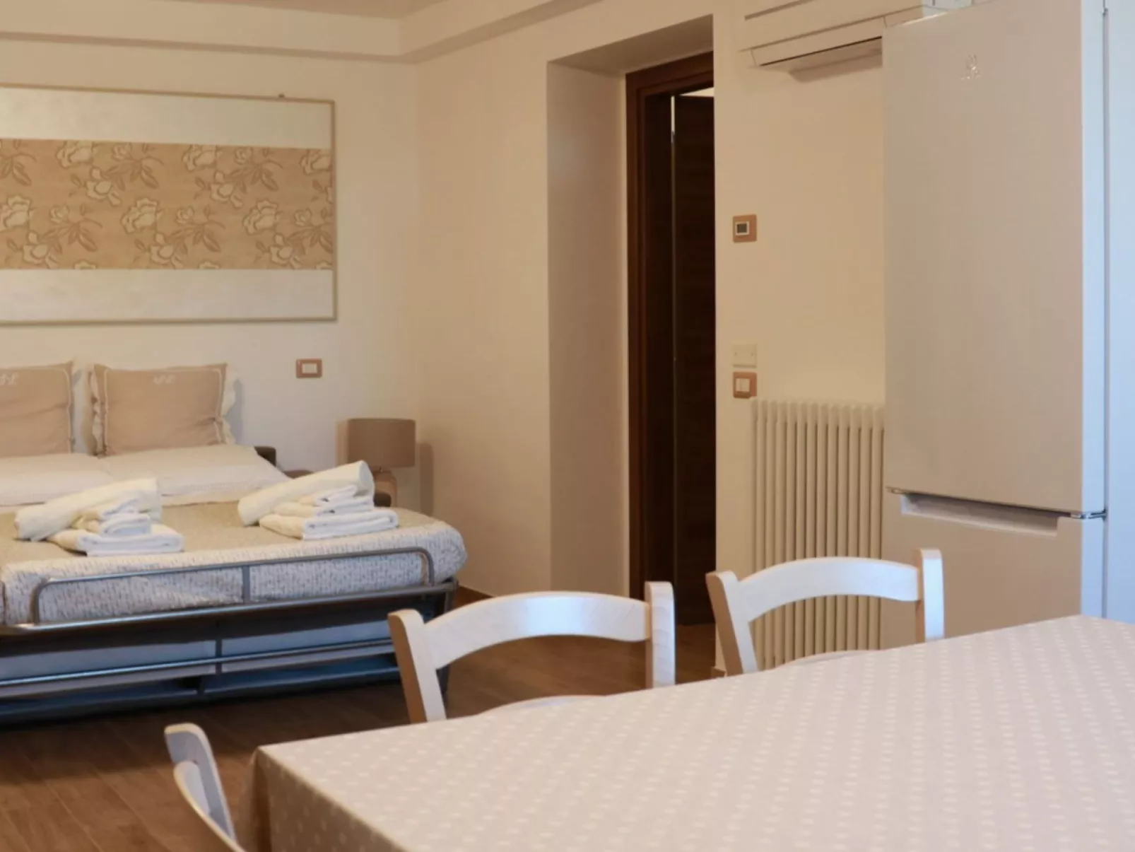 Villa mit atemberaubender Aussicht und privatem Pool-Image-tags.info