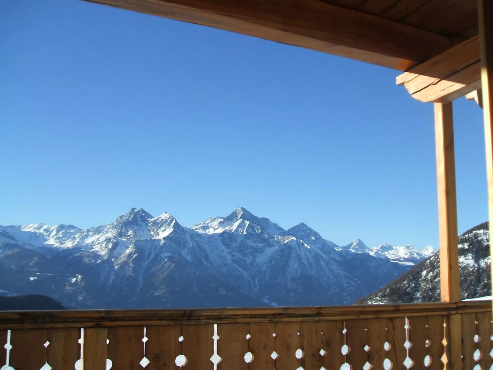 "Das Haus des Lichts-Buiten